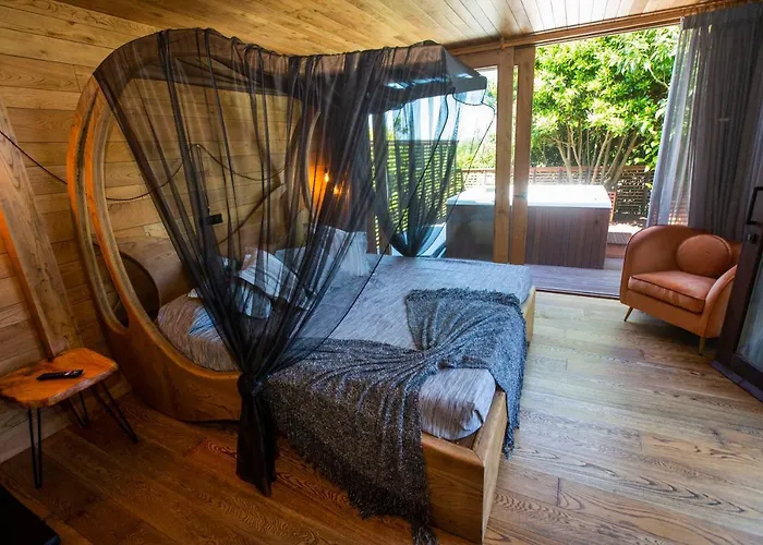 Camping En El árbol Costa Da Morte Muxía