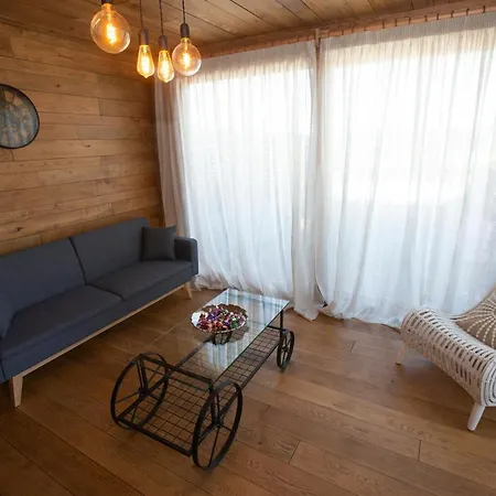 Kamp alanı En El Arbol Costa Da Morte *